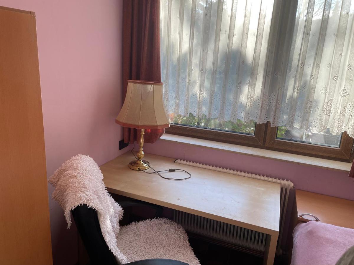 Suburb Hostel Purkersdorf Zewnętrze zdjęcie